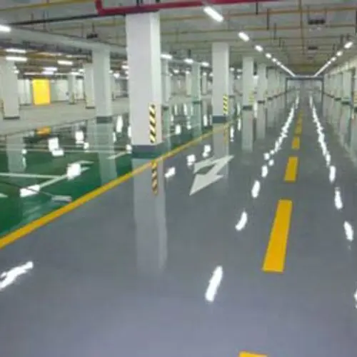 上海古北国际财富中心停车场