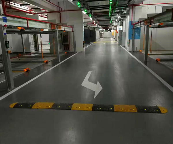 大发地产融悦四季车库